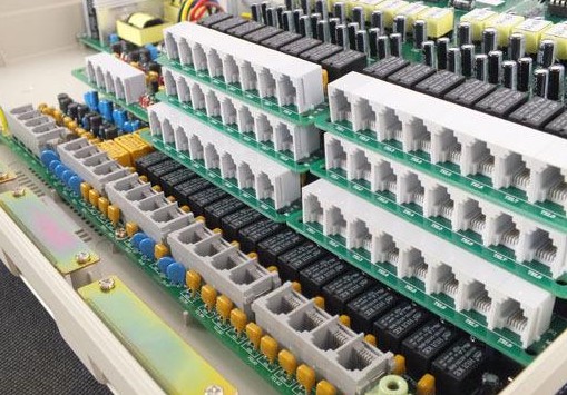 電子類欄目 計(jì)算機(jī)網(wǎng)絡(luò)設(shè)備的安裝與維護(hù)與辦公通訊系統(tǒng)整合